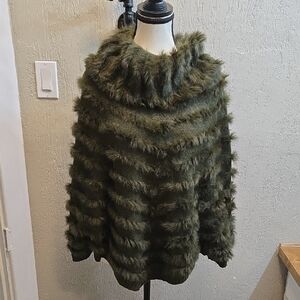 Donna by Donna Vinci Rabbit Fur Olive Green Sweater Poncho